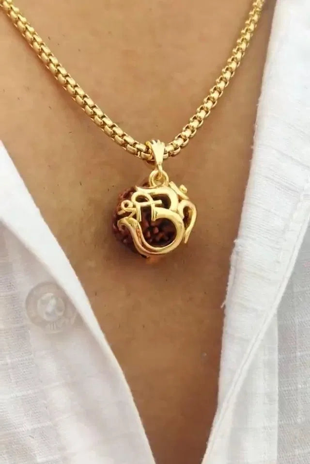 Om Rudraksh covered Pendant With Chain !